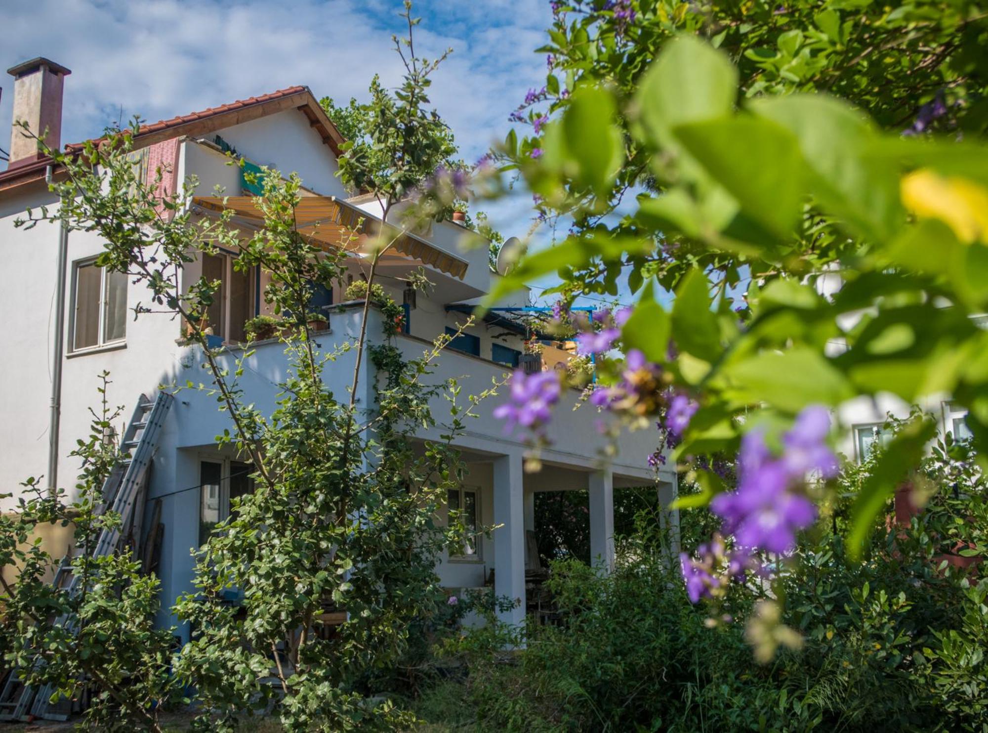 Ecer Pansiyon Kuşadası Buitenkant foto